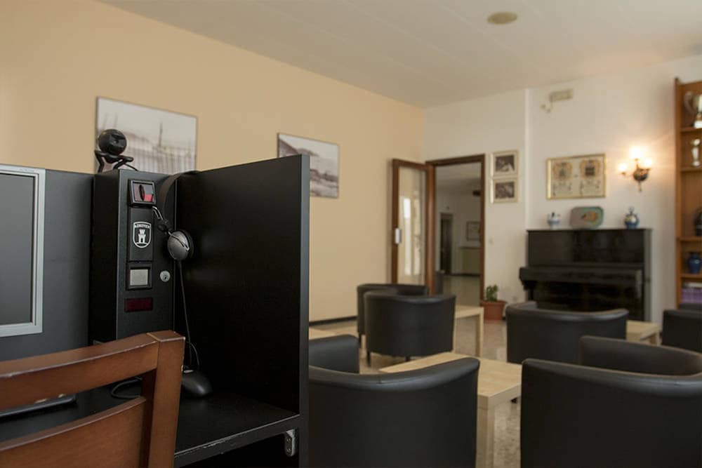 Bell Aire Hotel 26/33