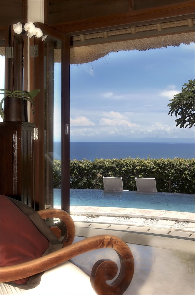 Blue Point Resort and Spa 8/73