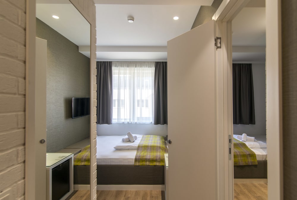 Belgrade Inn Garni 40/50
