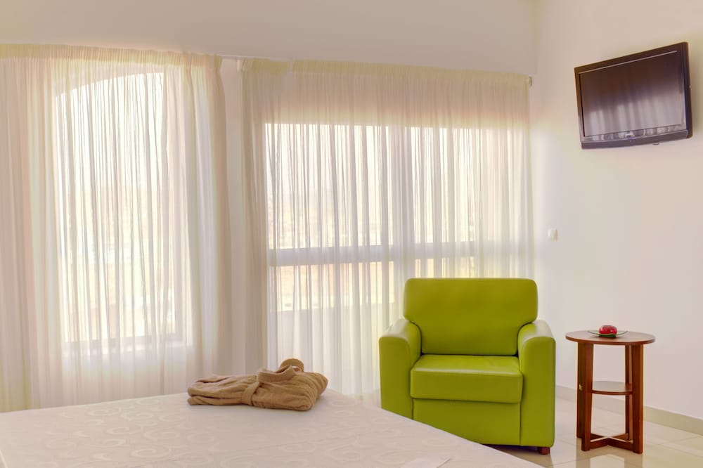 Hotel LIVVO Don Paco 34/63