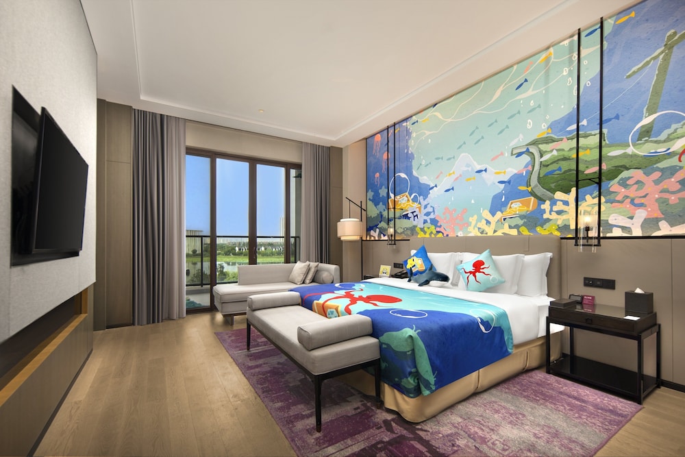 KIDS THEME, KING BED