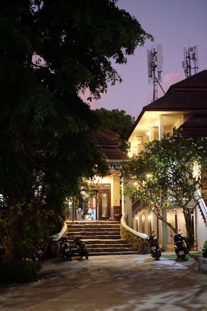 Baan Busaba Hotel 11/35