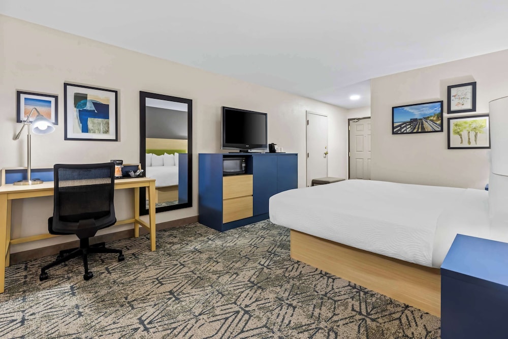 Country Inn Suites By Radisson Savannah I 95 North Ga 19/55