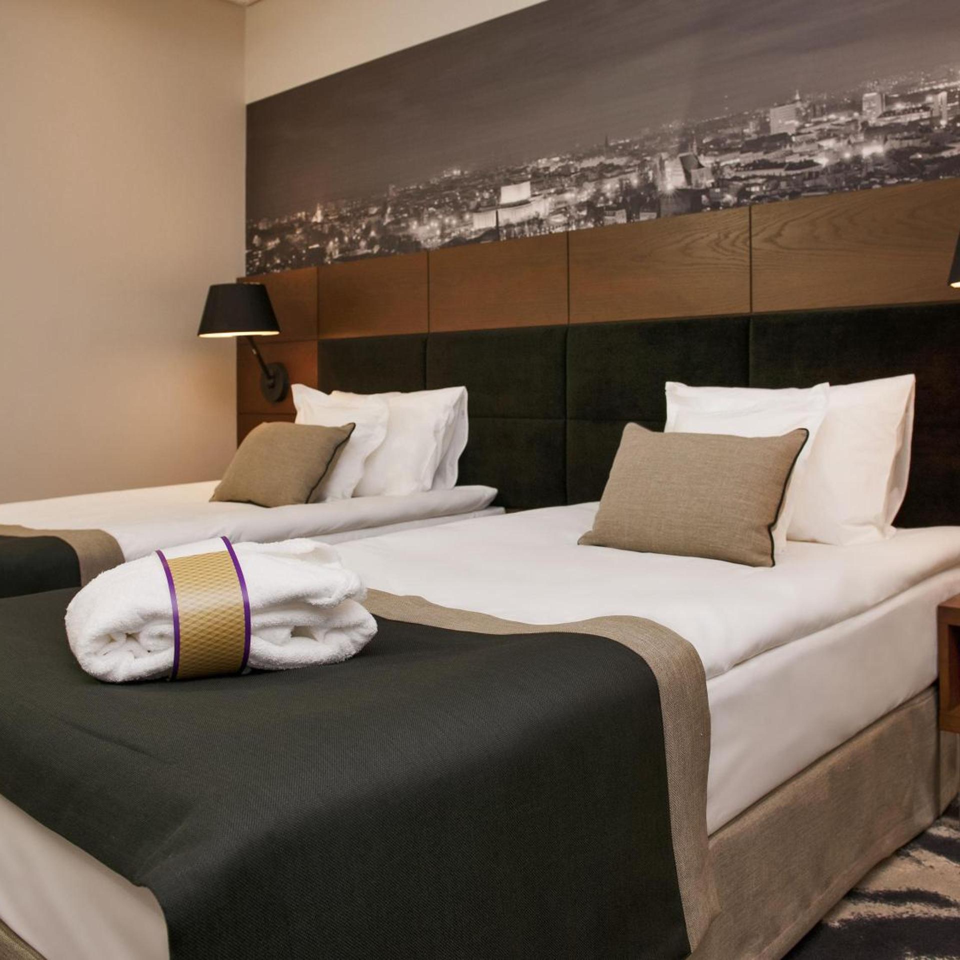 Superior, Twin Beds