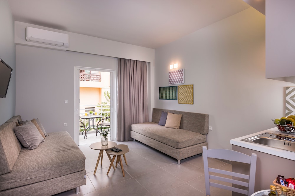 Irini Stalos Apartments 27/50