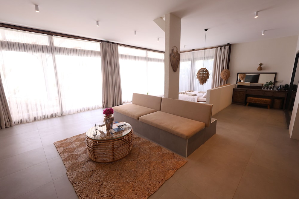 Lissiya Hotel 28/50