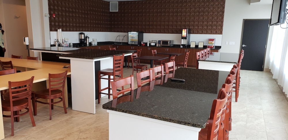 Wingate By Wyndham Christiansburg 27/32