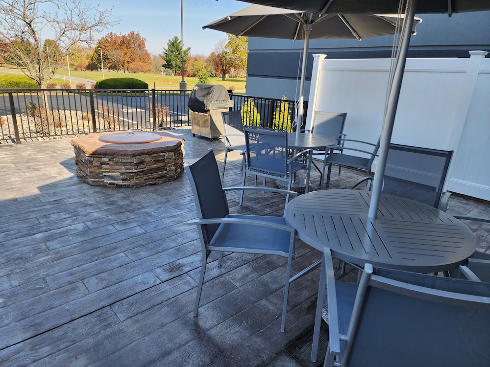 Fairfield by Marriott Inn & Suites Rome NY 27/50