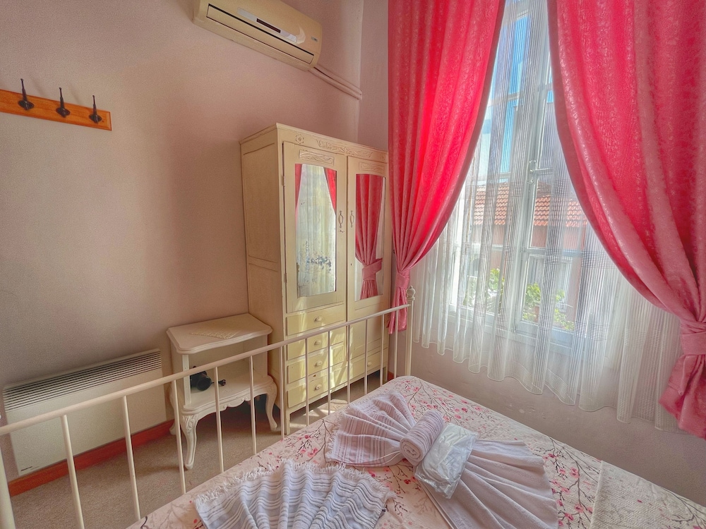 Eolya Guest House 30/50