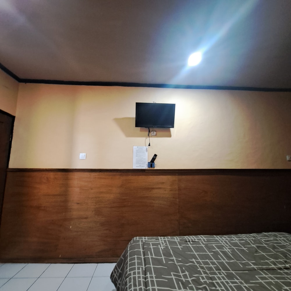 Cemara Indah Hotel 6/50