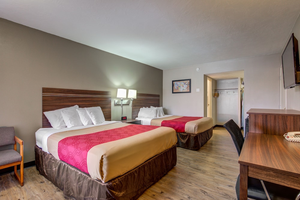 Econo Lodge St George North - Near Pioneer Park 8/33