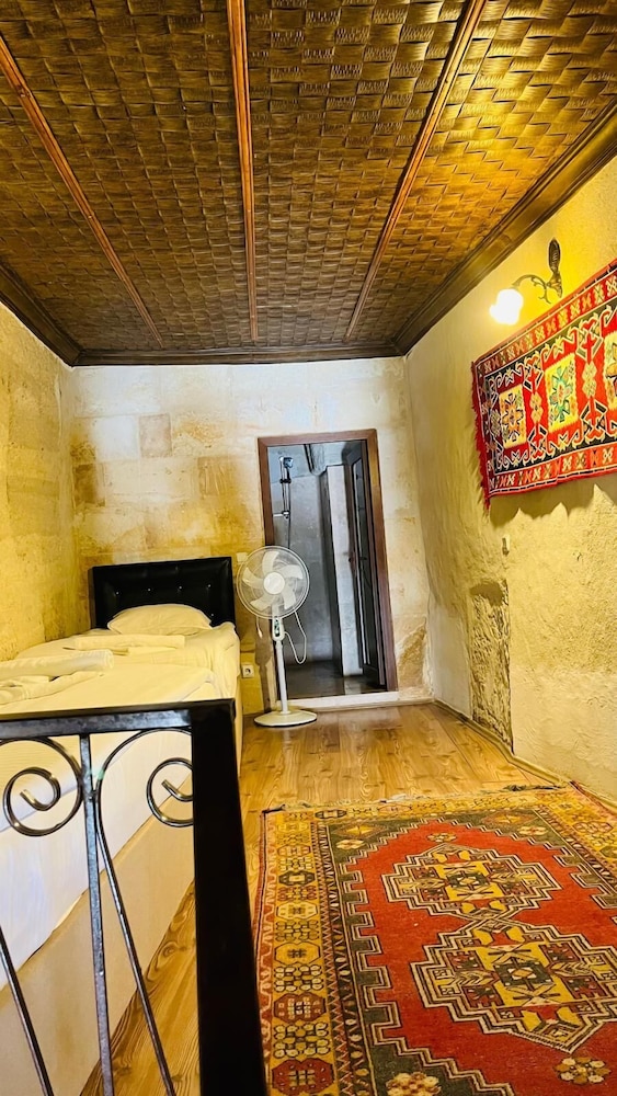 Kemer Cave House Goreme 6/50