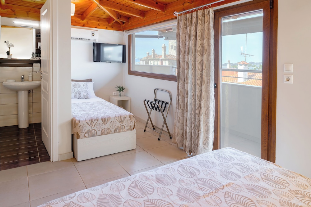 Pansion Athos Guesthouse 16/43