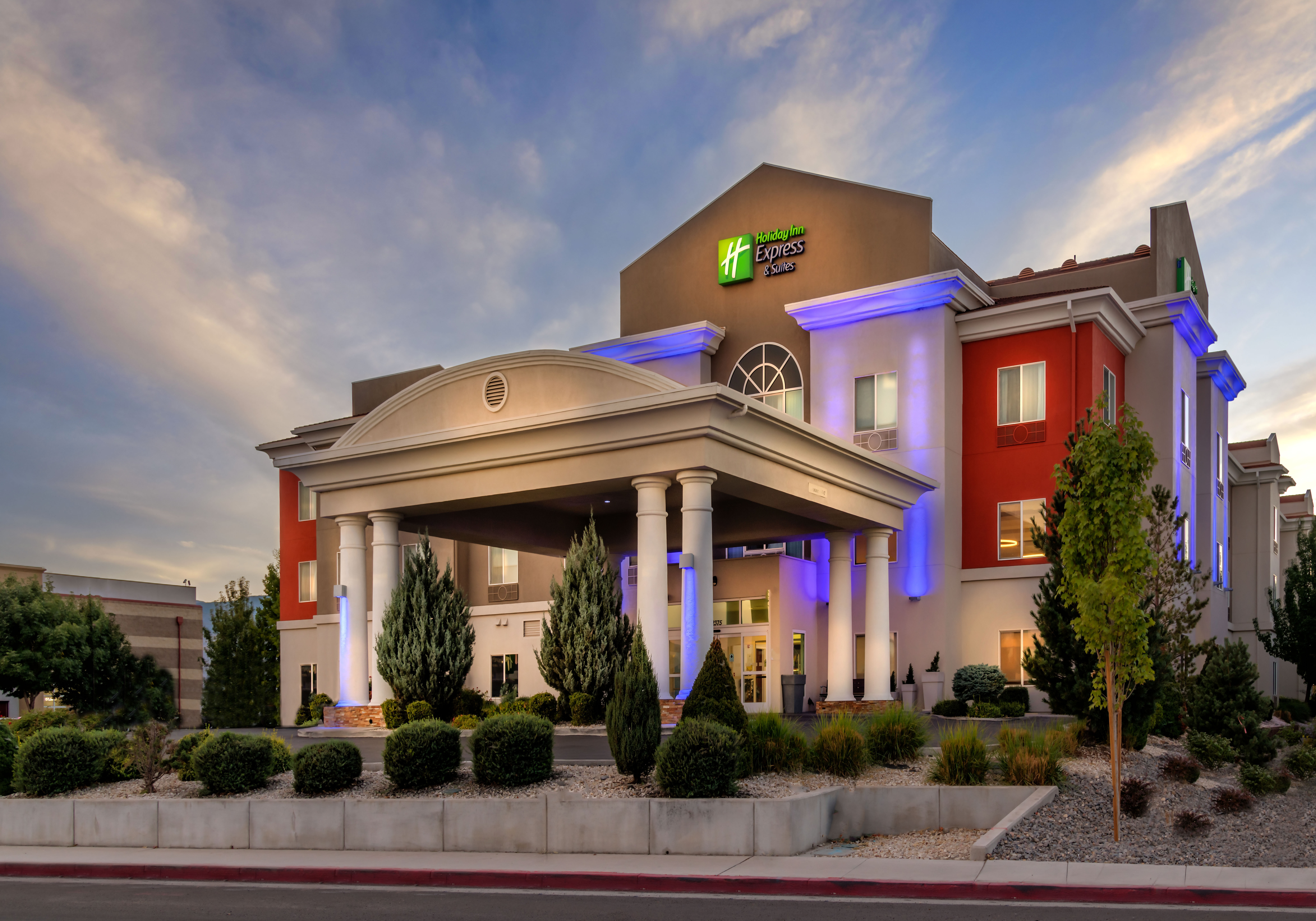 Holiday Inn Express Hotel Suites Reno Airport 3/51