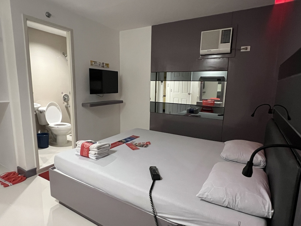 Hotel Sogo Edsa Trinoma 16/34