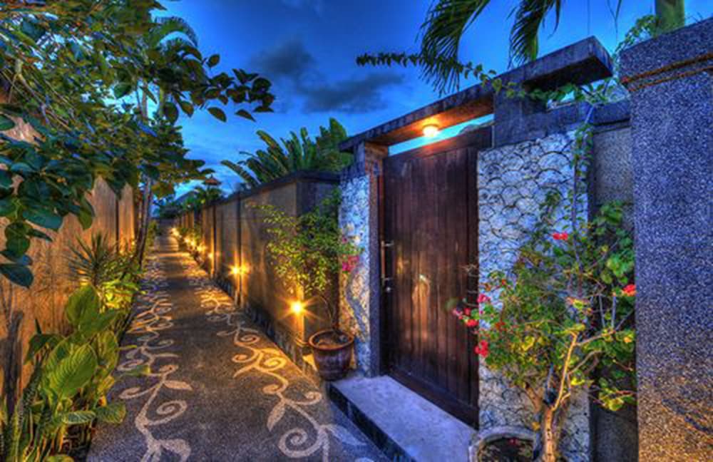 Bali Rich Luxury Villa 8/42