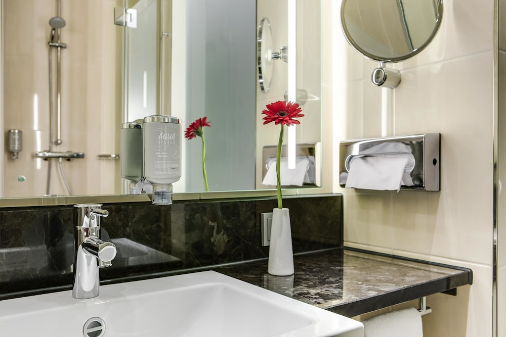 INTERCITYHOTEL MANNHEIM 38/40