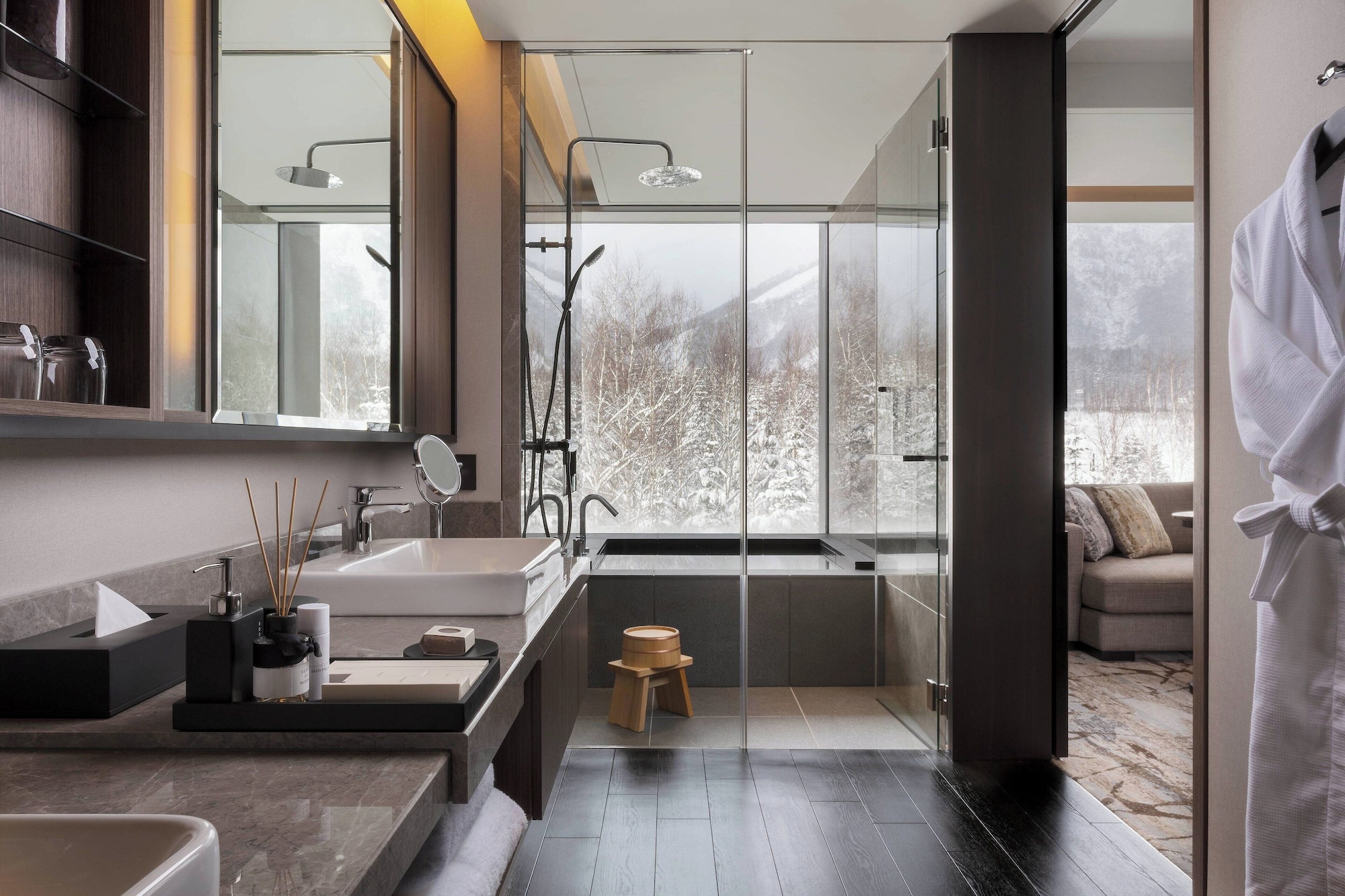 1 Bedroom, Suite, Higashiyama Niseko Village, a Ritz-Carlton Reserve 4/4