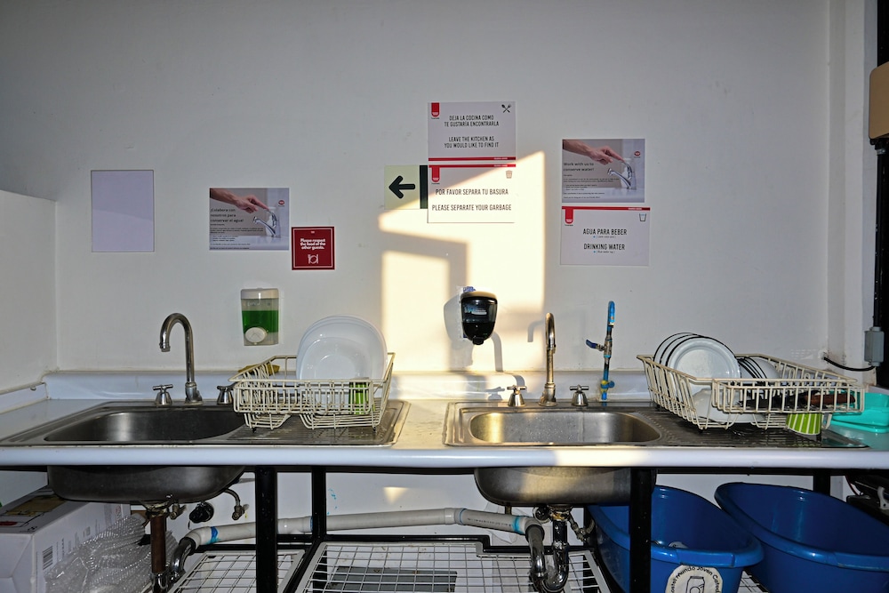 Hostel Mundo Joven Catedral 50/50