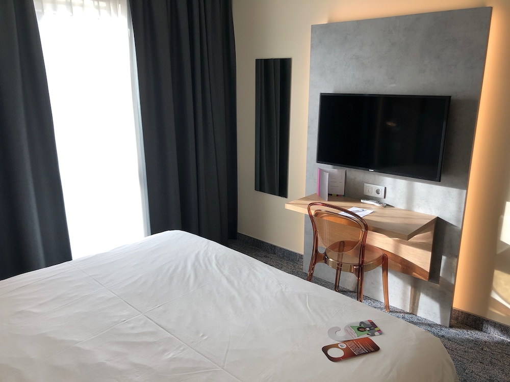 Ibis Styles La Louviere 13/73