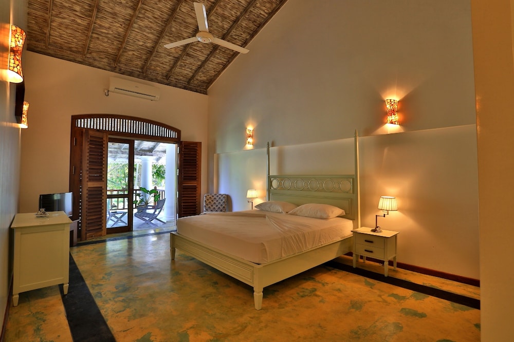 Amara Villa 8/47