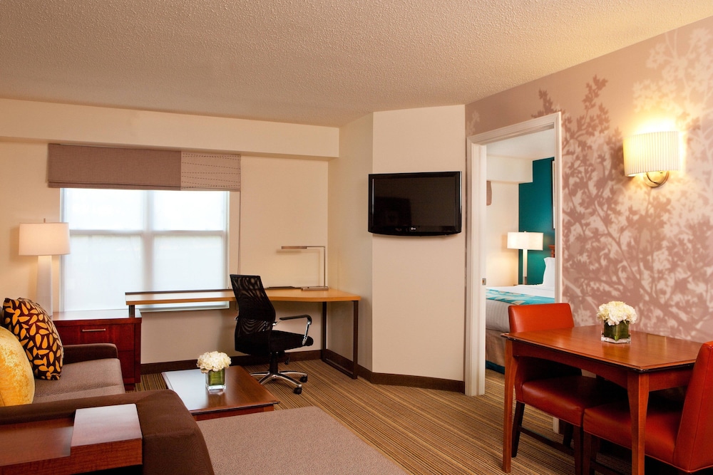 Residence Inn Greenbelt By Marriott 24/42