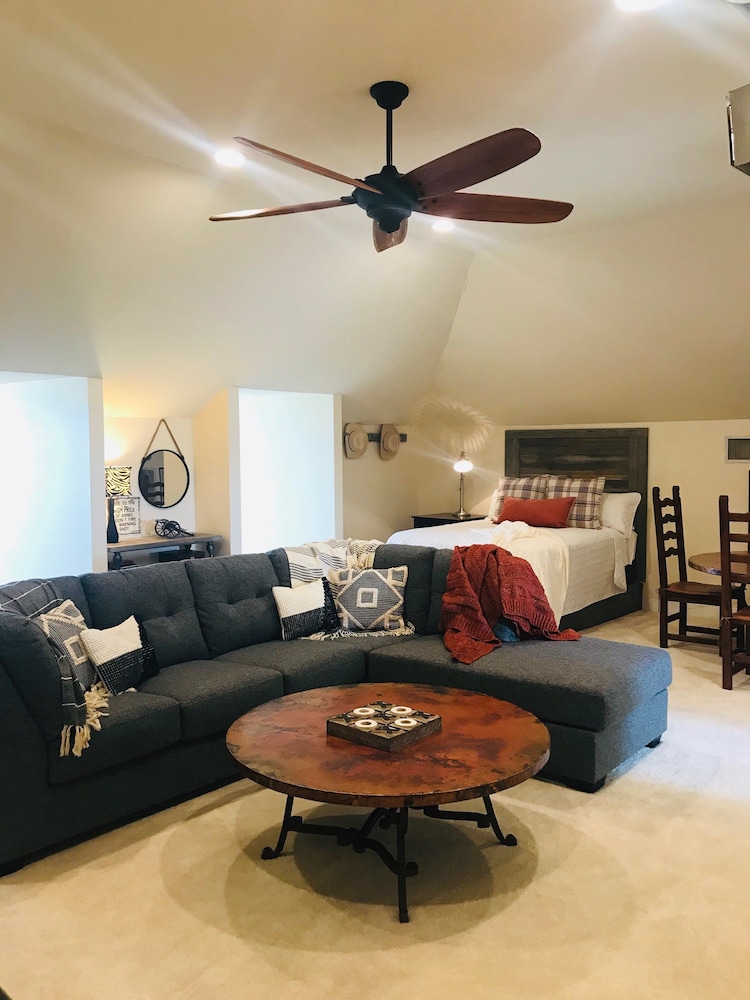 The Plantation House Boutique Inn 23/50