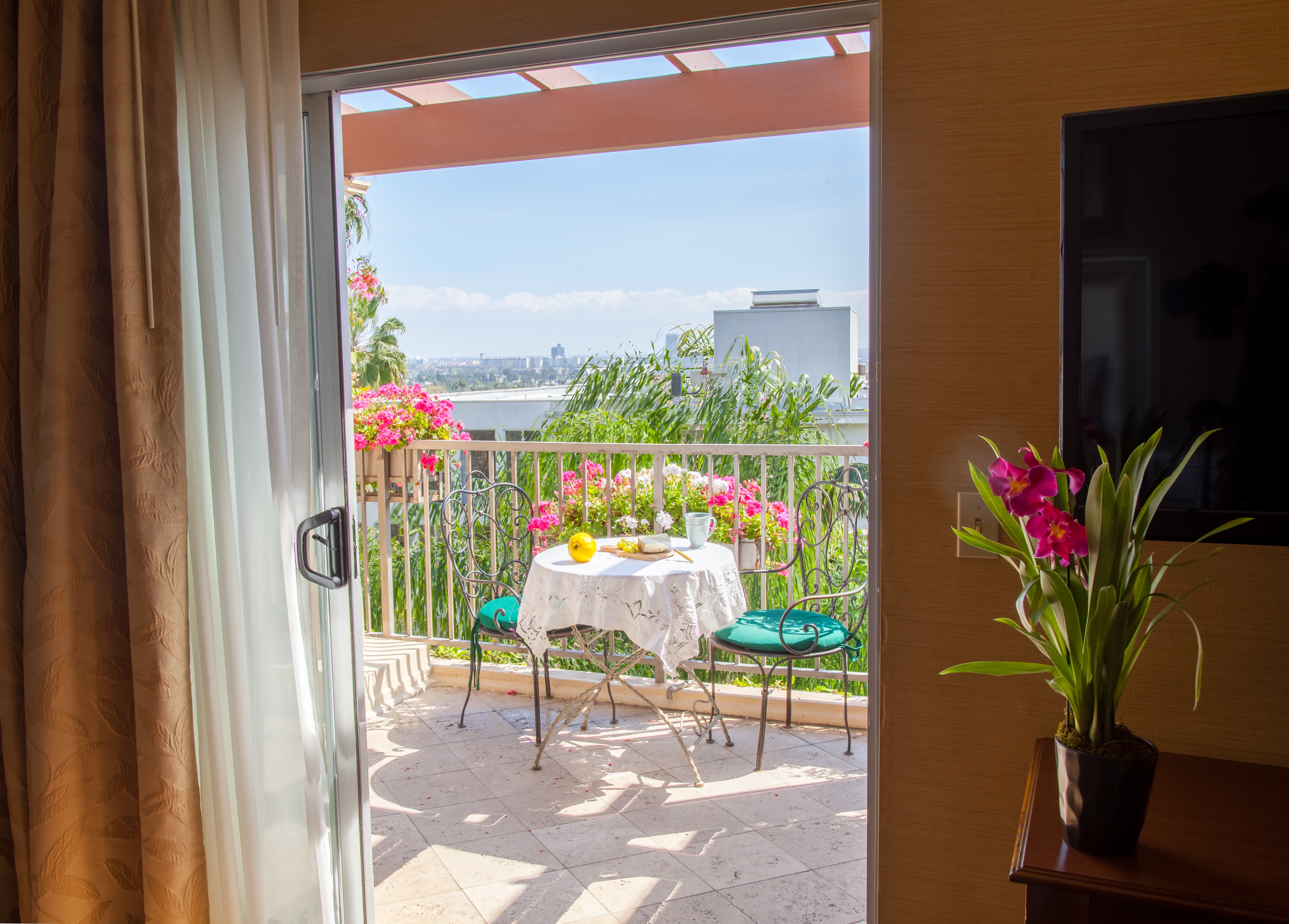 Best Western Plus Sunset Plaza Hotel 12/83