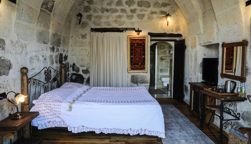 Sultan Cave Suites 19/77