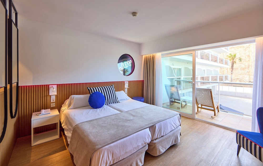 Universal Hotel Neptuno - Adults Only 23/69