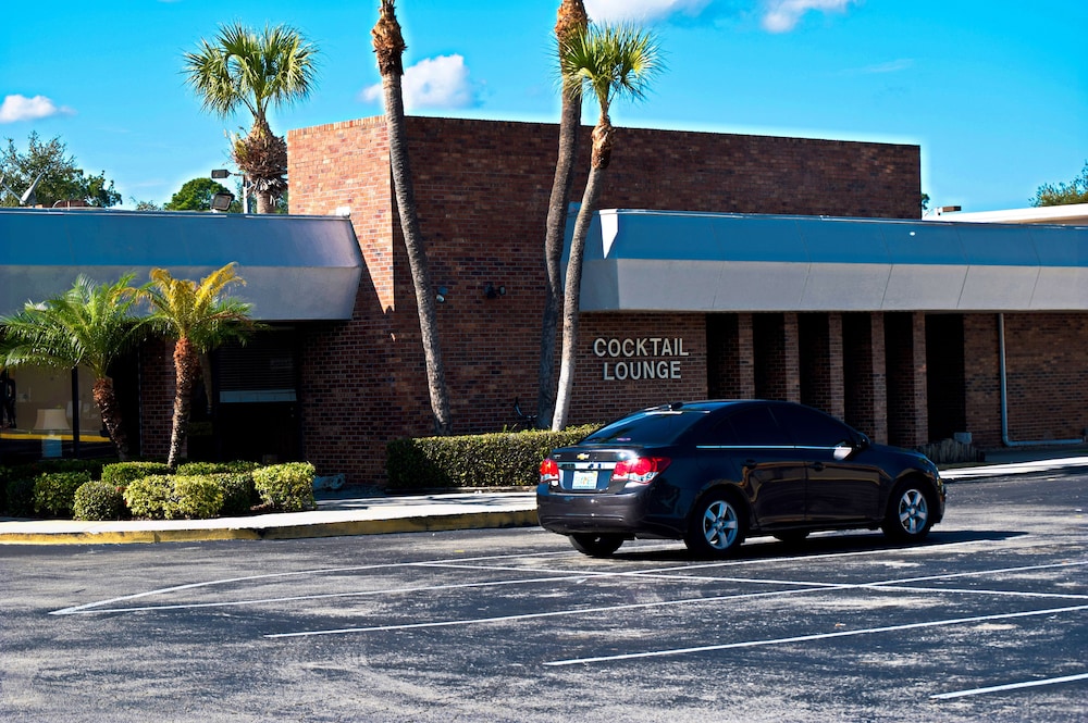 Stay Inn and Suites 65/76