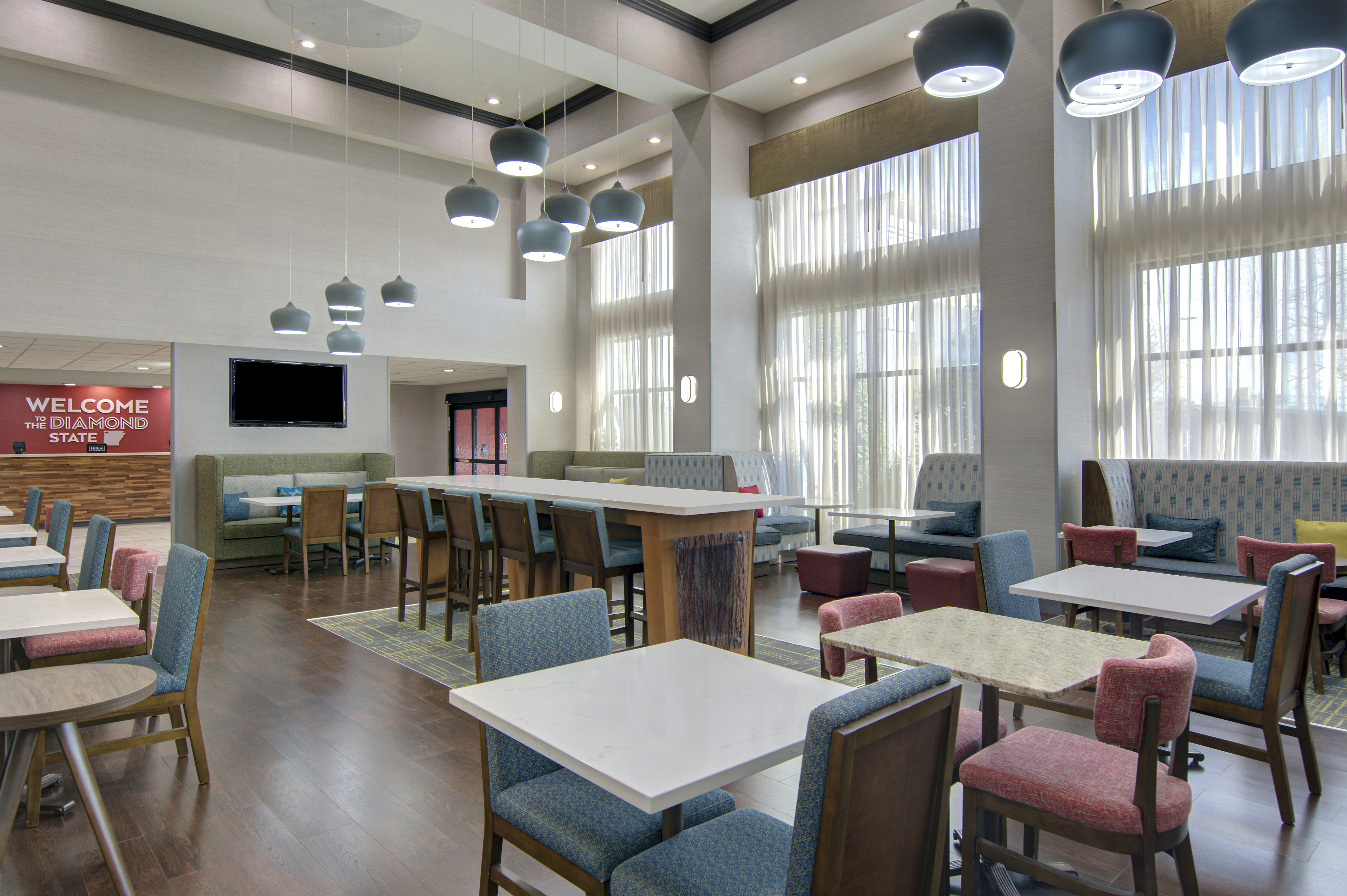 Hampton Inn Fayetteville 52/73