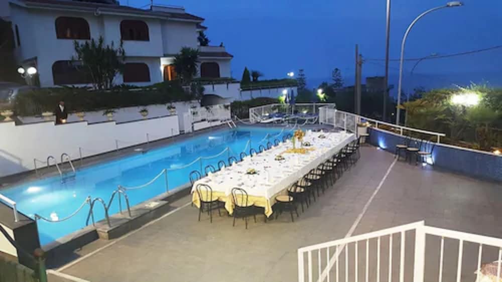 Albergo Lachea 39/41