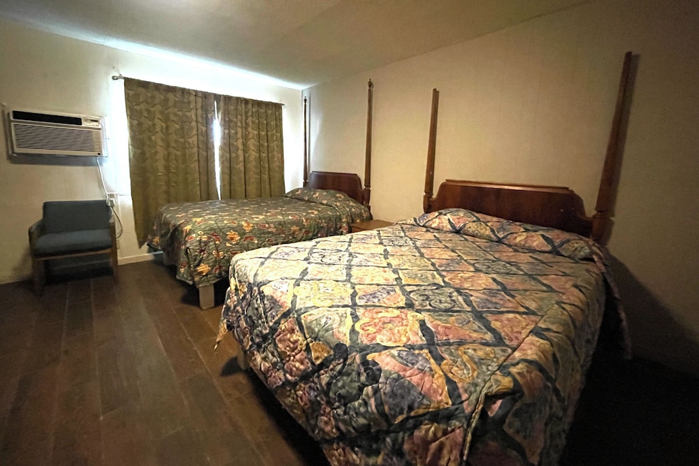 Full Bed Non-Smoking، Oak Motel Modesto CA 3/7