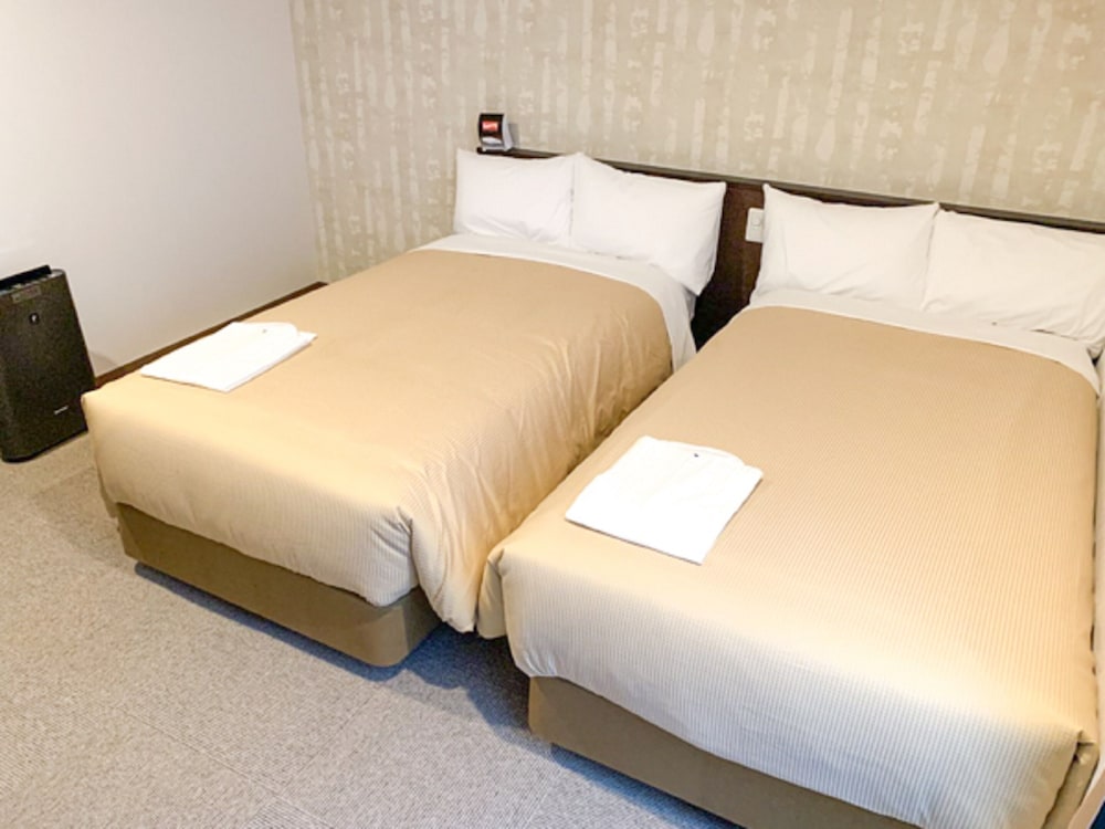 ROOM, TWIN BEDS, PET FRIENDLY