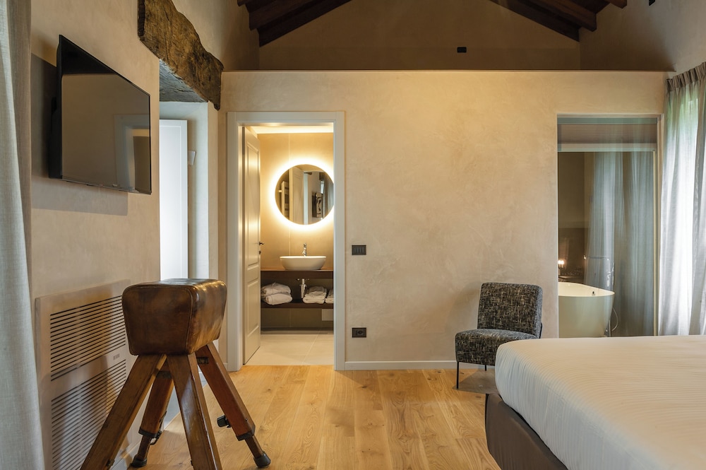 Relais San Vigilio Al Castello 12/50