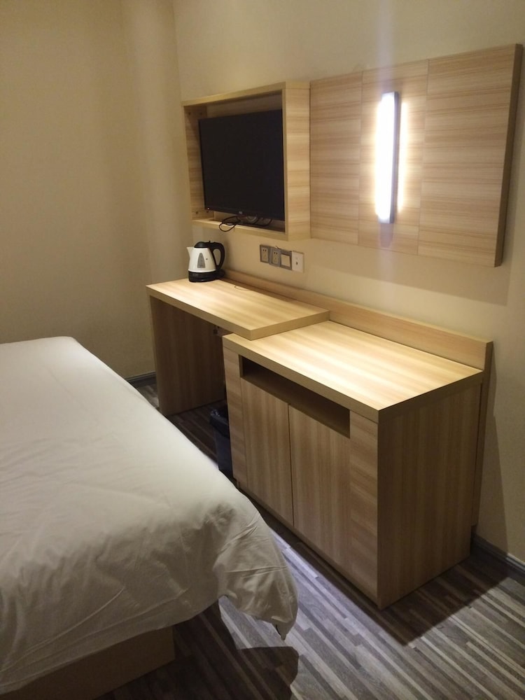Denise Hotel Shangxiajiu 19/31