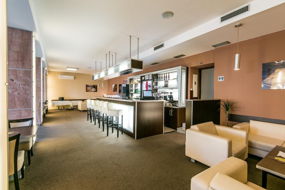 Best Western Hotel Grand 8/50