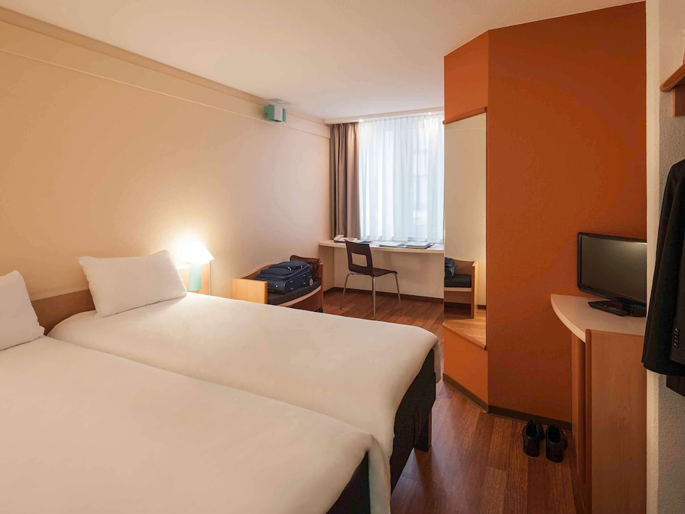 STANDARD, TWIN BEDS
