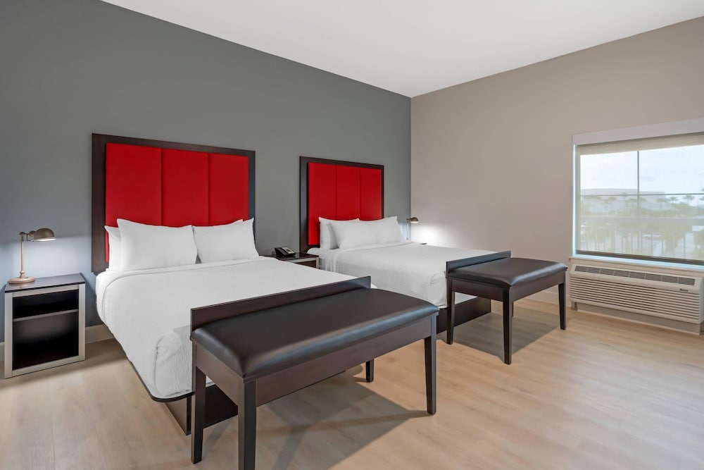 The J Hotel Dunedin Clearwater, an Ascend Collection Hotel 15/50