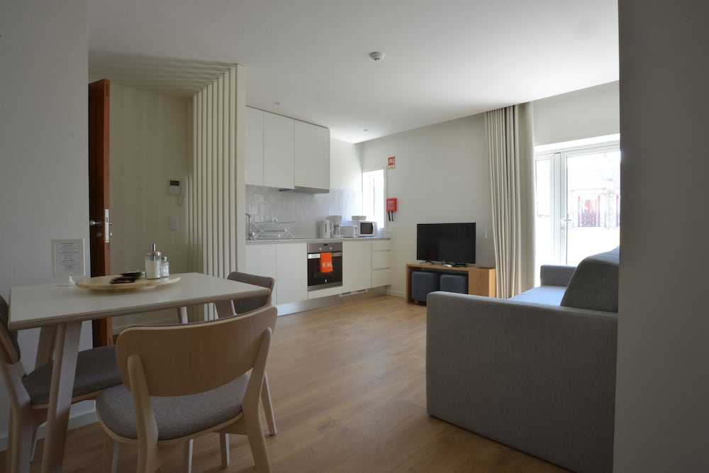Spot Family Apartments 40/57