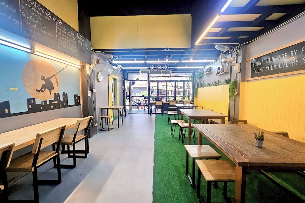 Me U Hostel - Adults Only 45/53