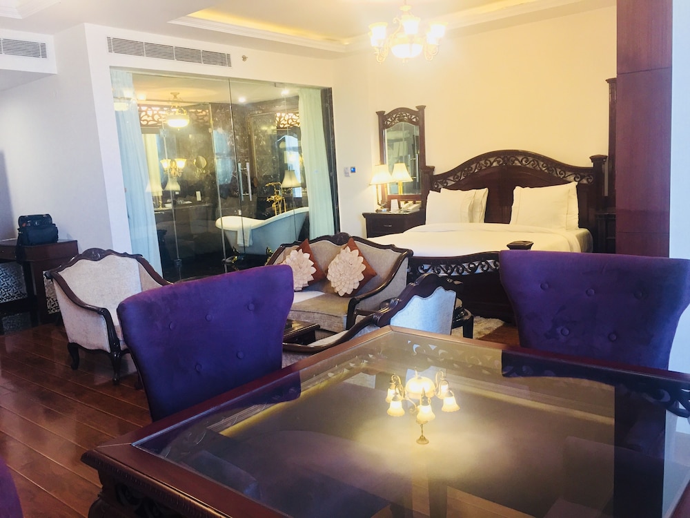 Ramada Plaza by Wyndham Chandigarh Zirakpur 41/58
