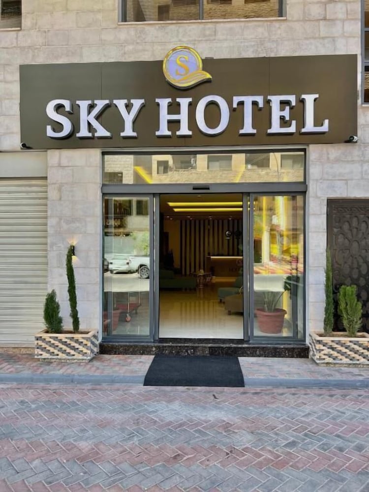 Sky Hotel Aqaba 7/32