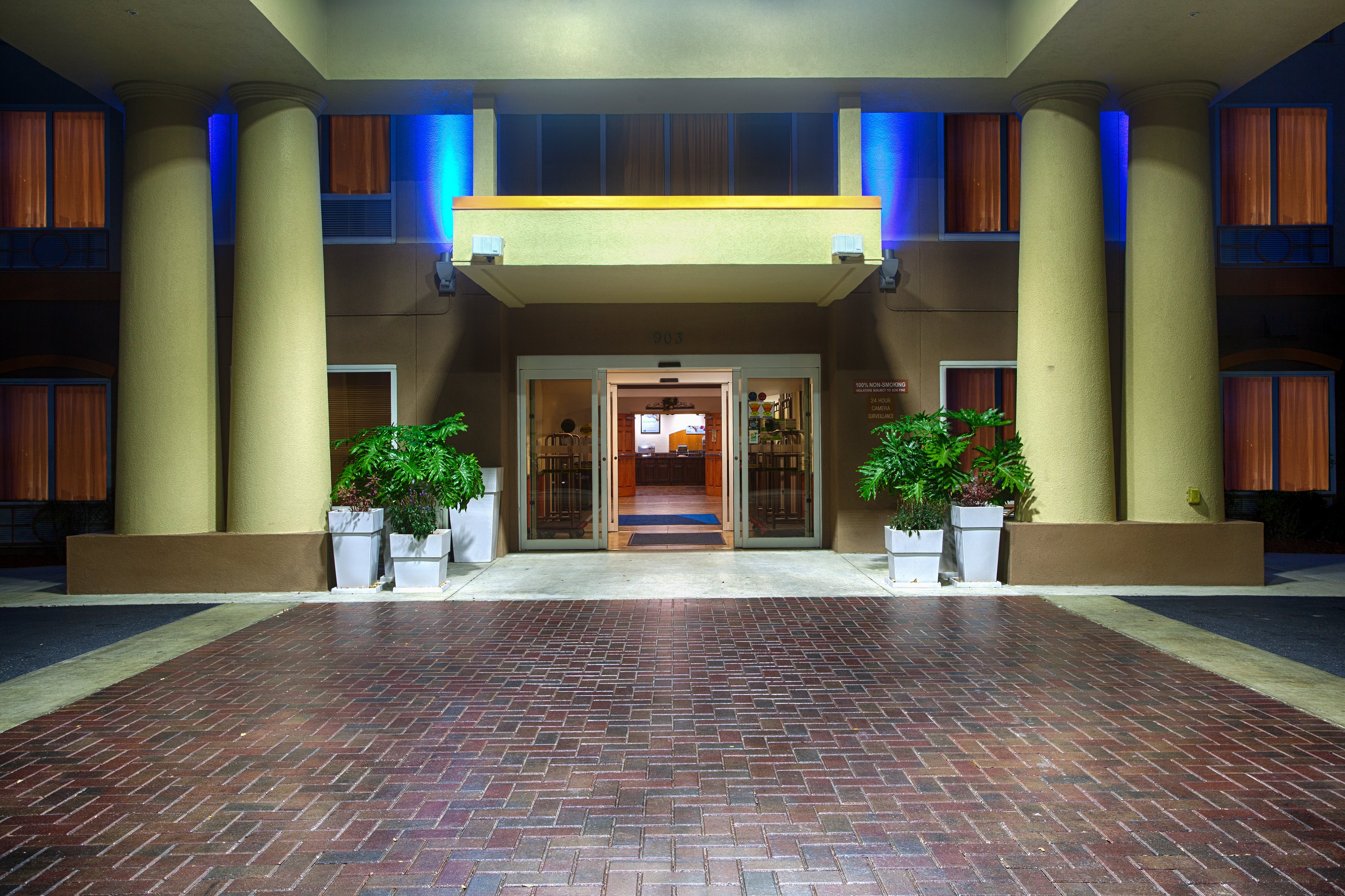 Holiday Inn Express And Suites Inverness Lecanto 23/26