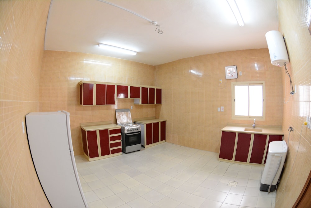 العييري للشقق المفروشة الدمام 7(Al Eairy Furnished Apartments Dammam 7) 28/34