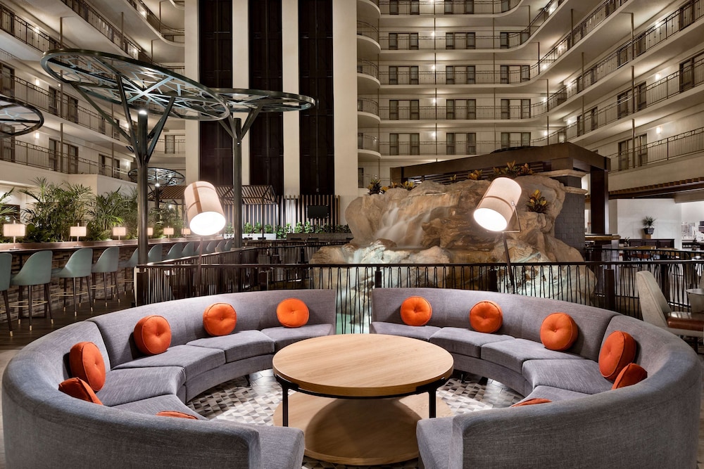 The Signature Suites 30/67