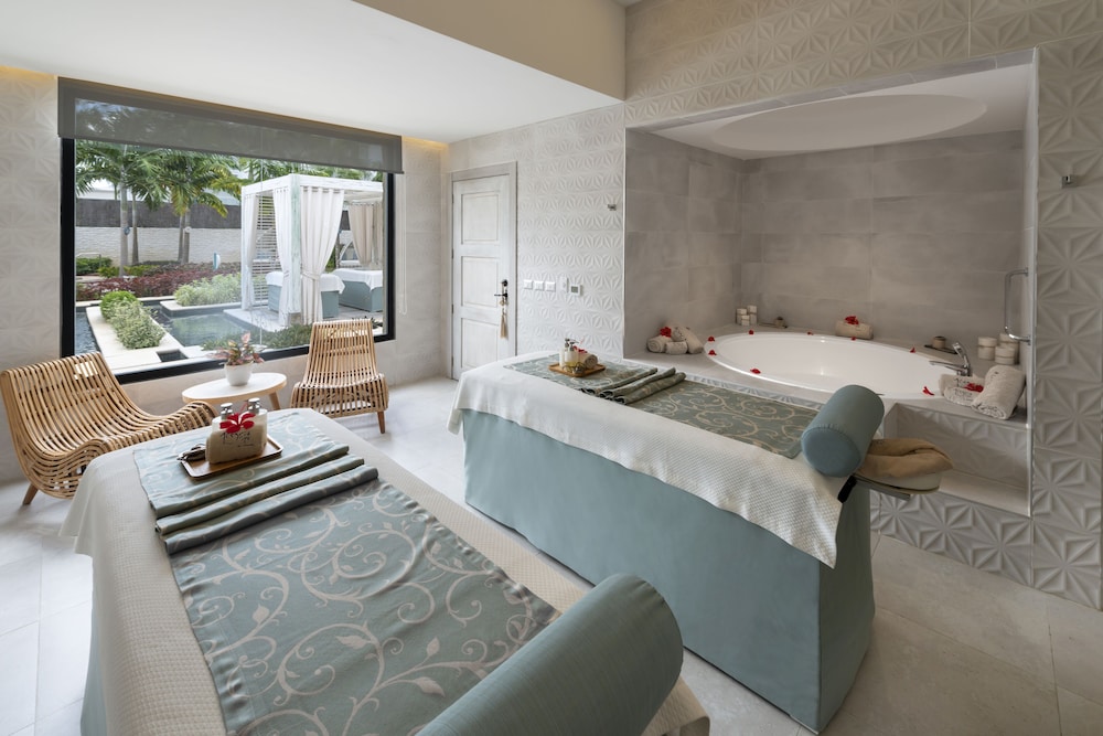 Catalonia Royal La Romana Adults Only All Inclusive 12/50