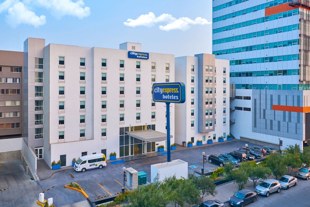 City Express by Marriott Tijuana Rio 39/40