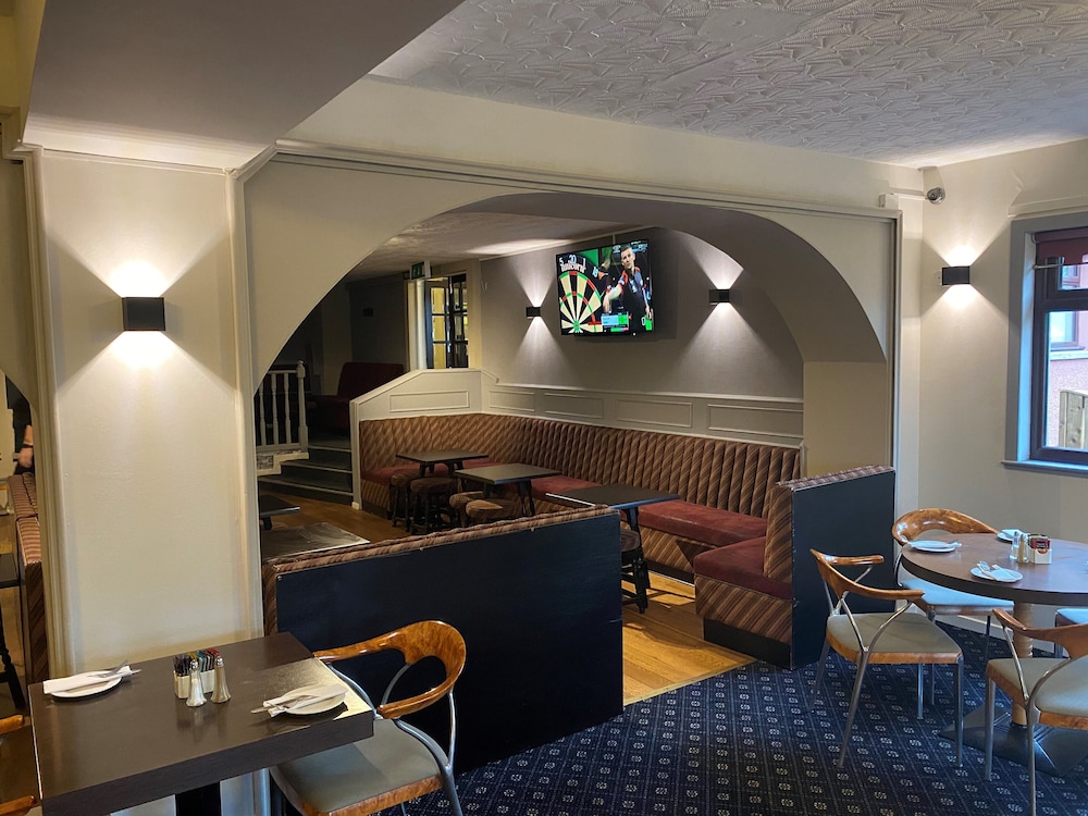 Smithton Hotel 51/70